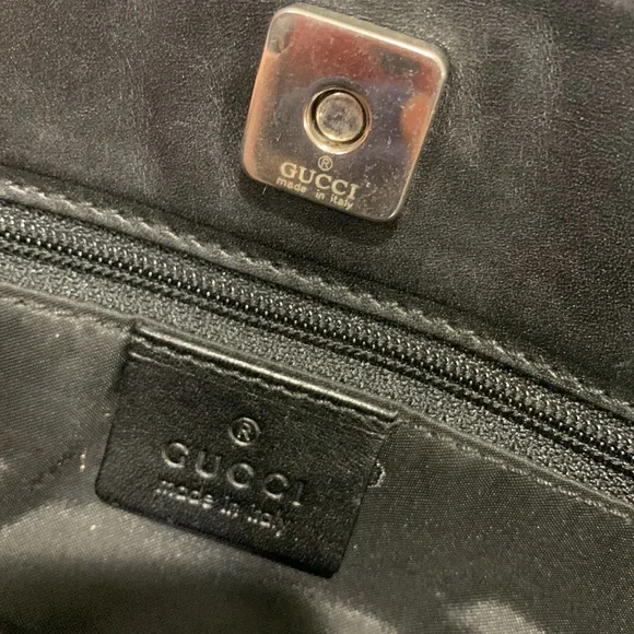 GUCCI  Black Hand Bag 2 zip Front Pockets Magnetic Top Closure - Picture 6 of 13